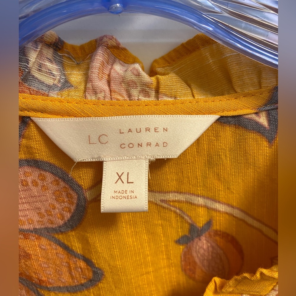 LC Lauren Conrad blouse, size XL - Picture 3 of 3